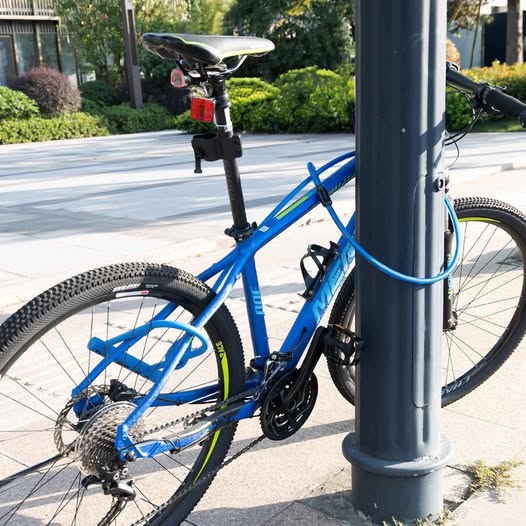 Candado de bicicleta resistente con cable de 0.551 in y cable de 0.472...